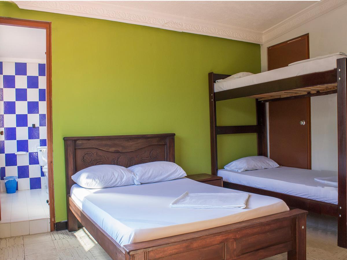 Hostel Nirvana San Gil Buitenkant foto